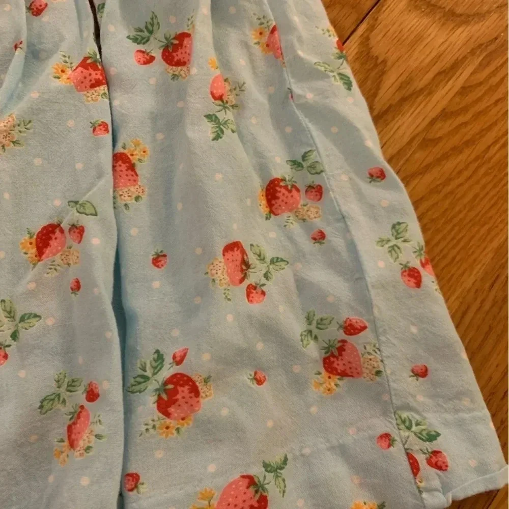 QE Question Everything Strawberry Smocked Dress Size 18-24 Months - Picture 3 of 7